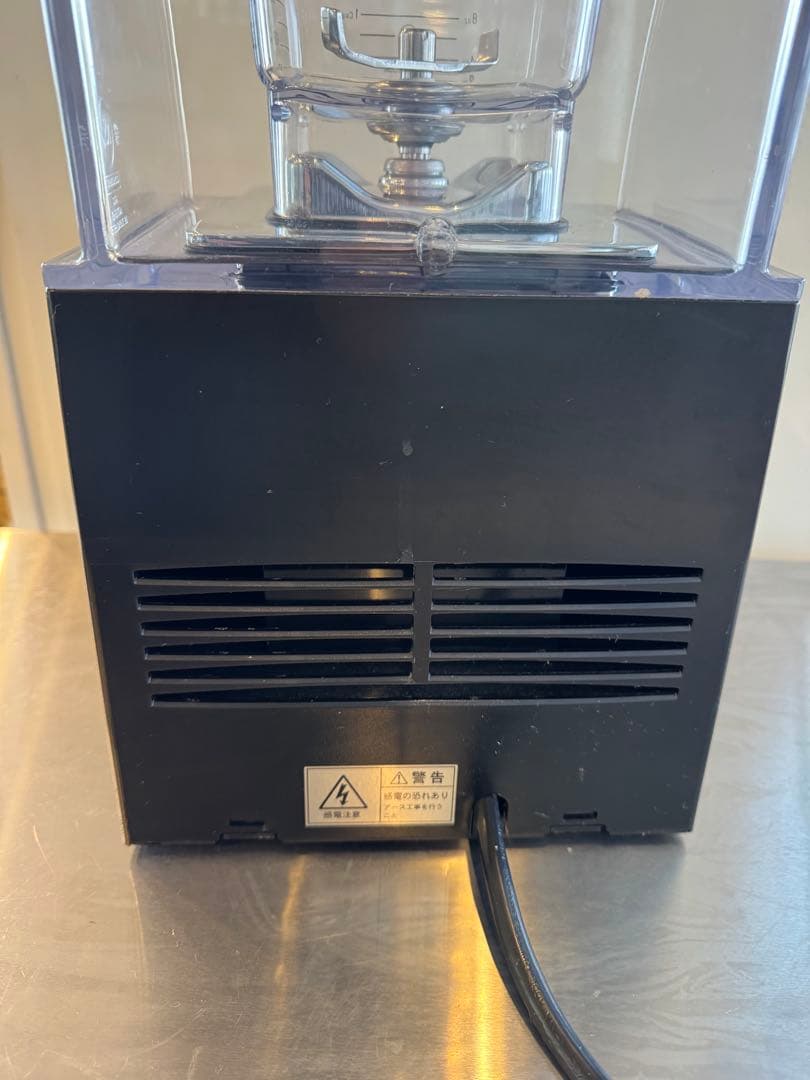 Blendtec 825 業務用ブレンダー 定価26万円 飲食店