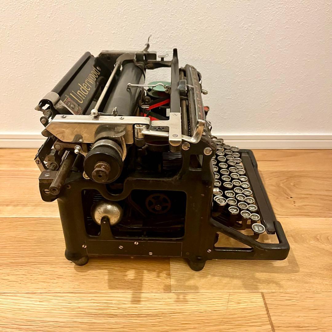 【アンティーク】UnderWood(アンダーウッド)タイプライター【インテリア】