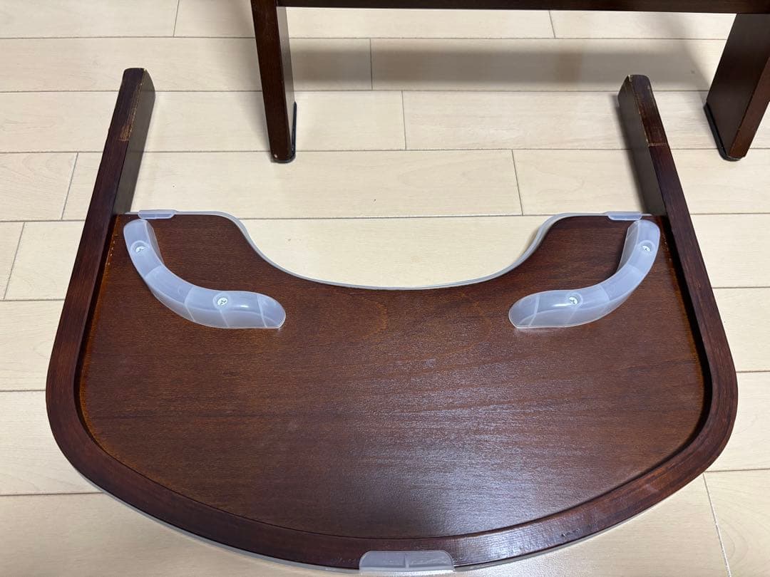 ビヨンドジュニアハイチェア