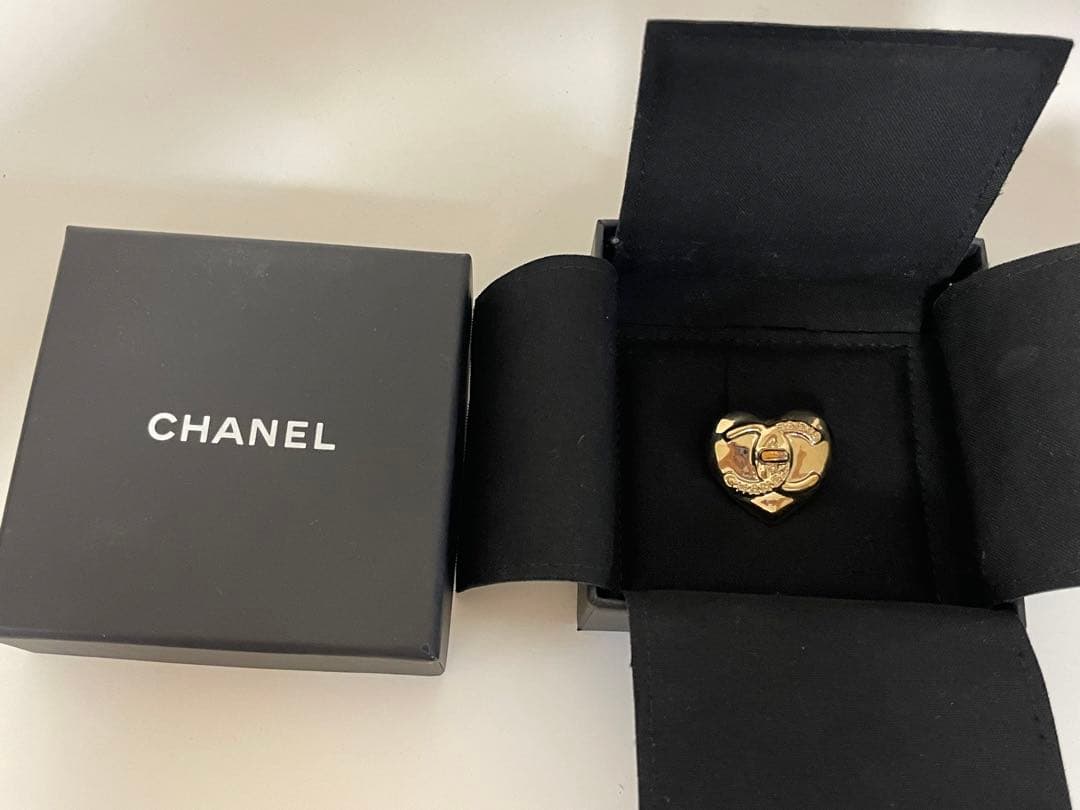 ⭐︎希少⭐︎シャネル　ハートブローチ　正規品