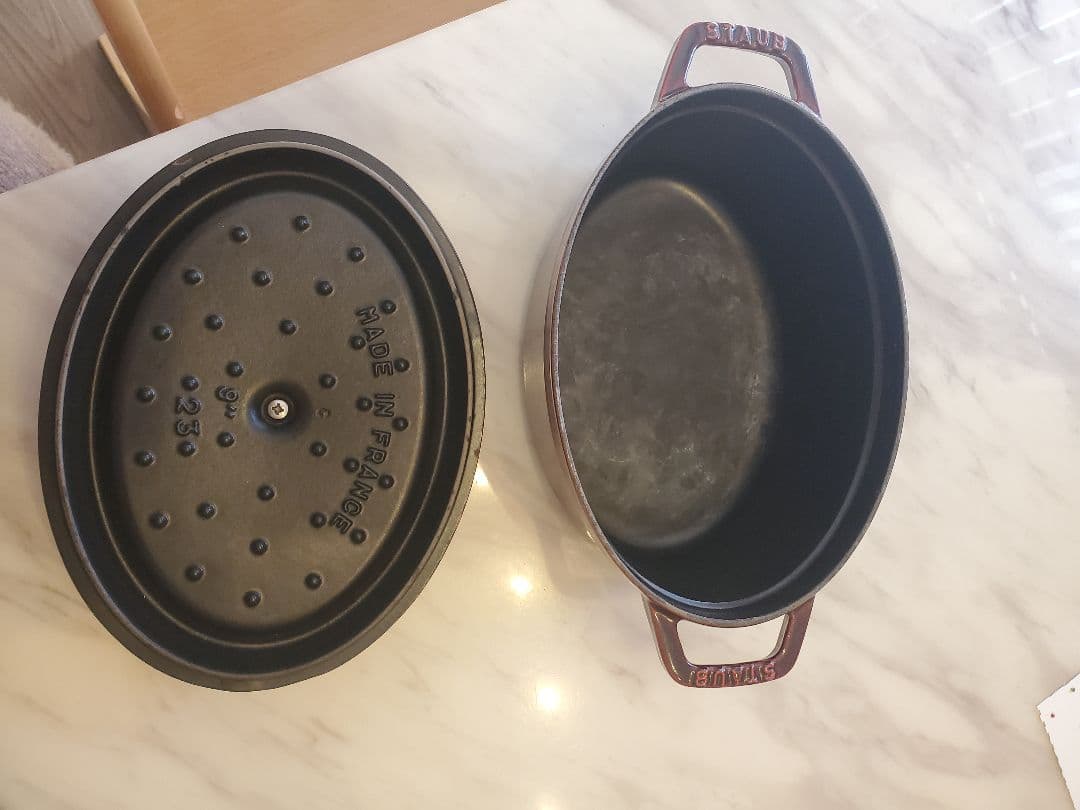 STAUB La Cocotte ワインレッド 鍋　23センチ