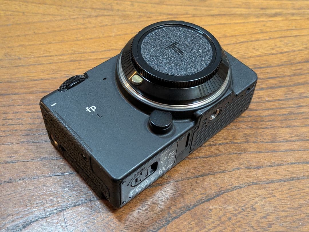 SIGMA fpL 本体+付属品多数 マウントアダプター、木製グリップ等付属