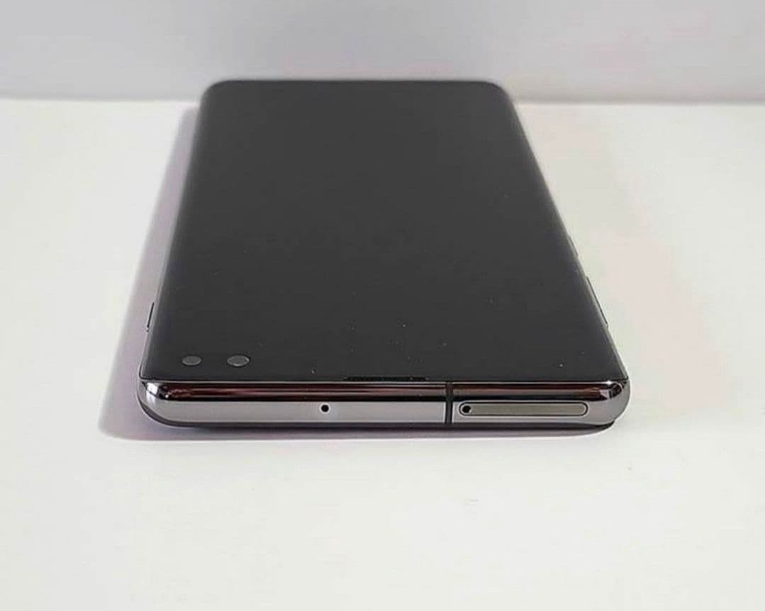 ほぼ新品 Samsung Galaxy S10+ SIMフリー