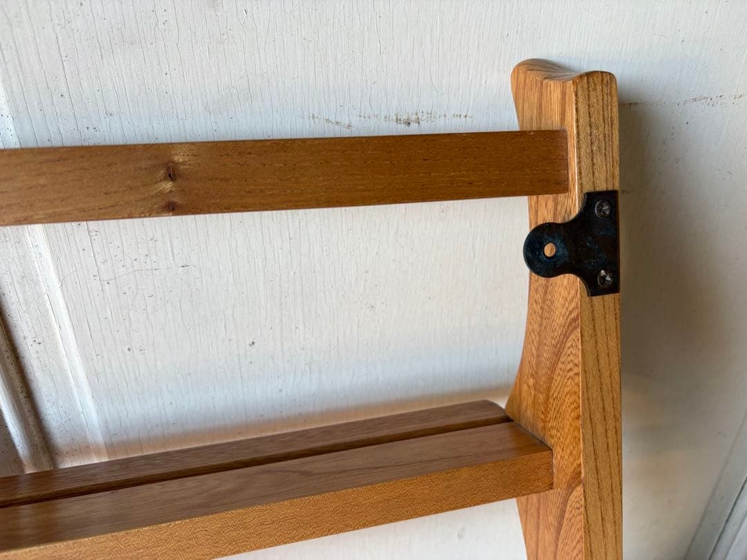 アーコール/ウォールシェルフ Light