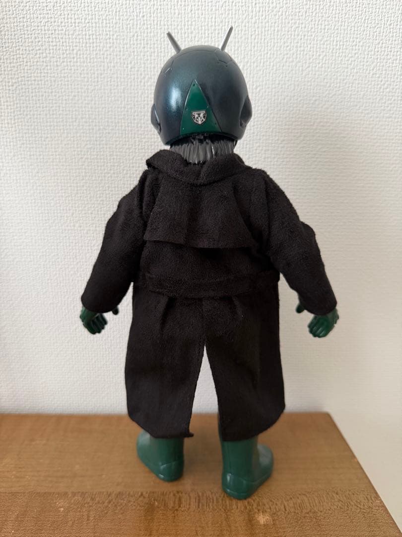メディコムトイ　東映レトロ　シン仮面ライダー　コート有り