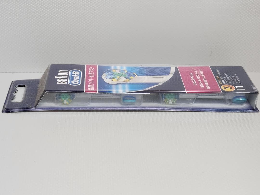 ブラウン BRAUN 電動歯ブラシ オーラルB 本体 歯間ブラシ４本 ブラシ３本