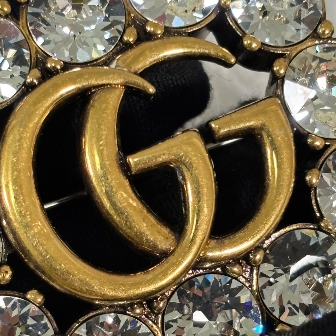 【美品】 グッチ ブローチ クリスタル メタル GG ダブルG シルバー
