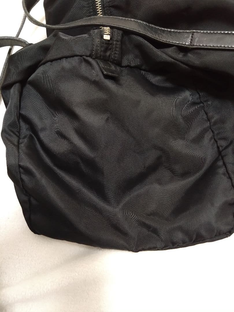 PRADA ブラック ナイロン トートバッグ
