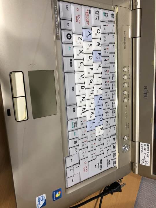 パソコン FUJITSU LIFEBOOK
