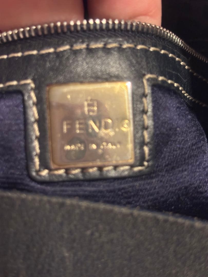 Fendi ロゴプリント バッグ