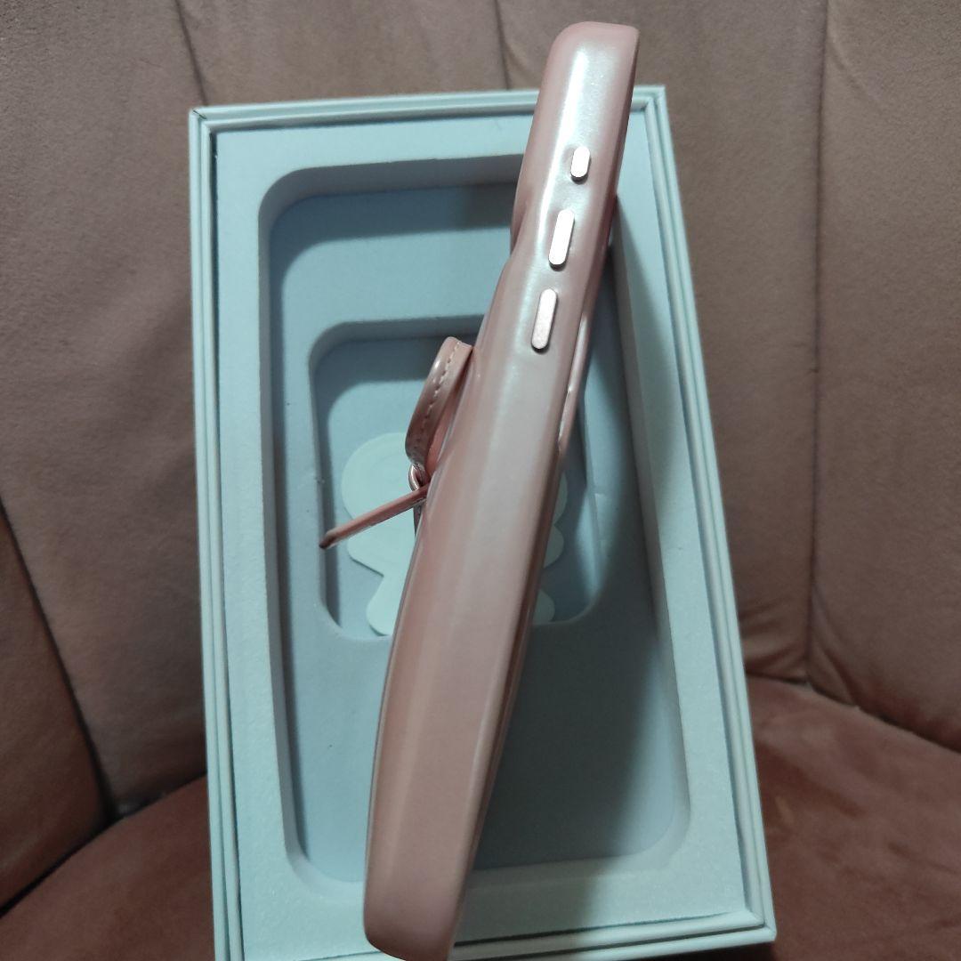 urbansophistication 　iPhone17promaxケース