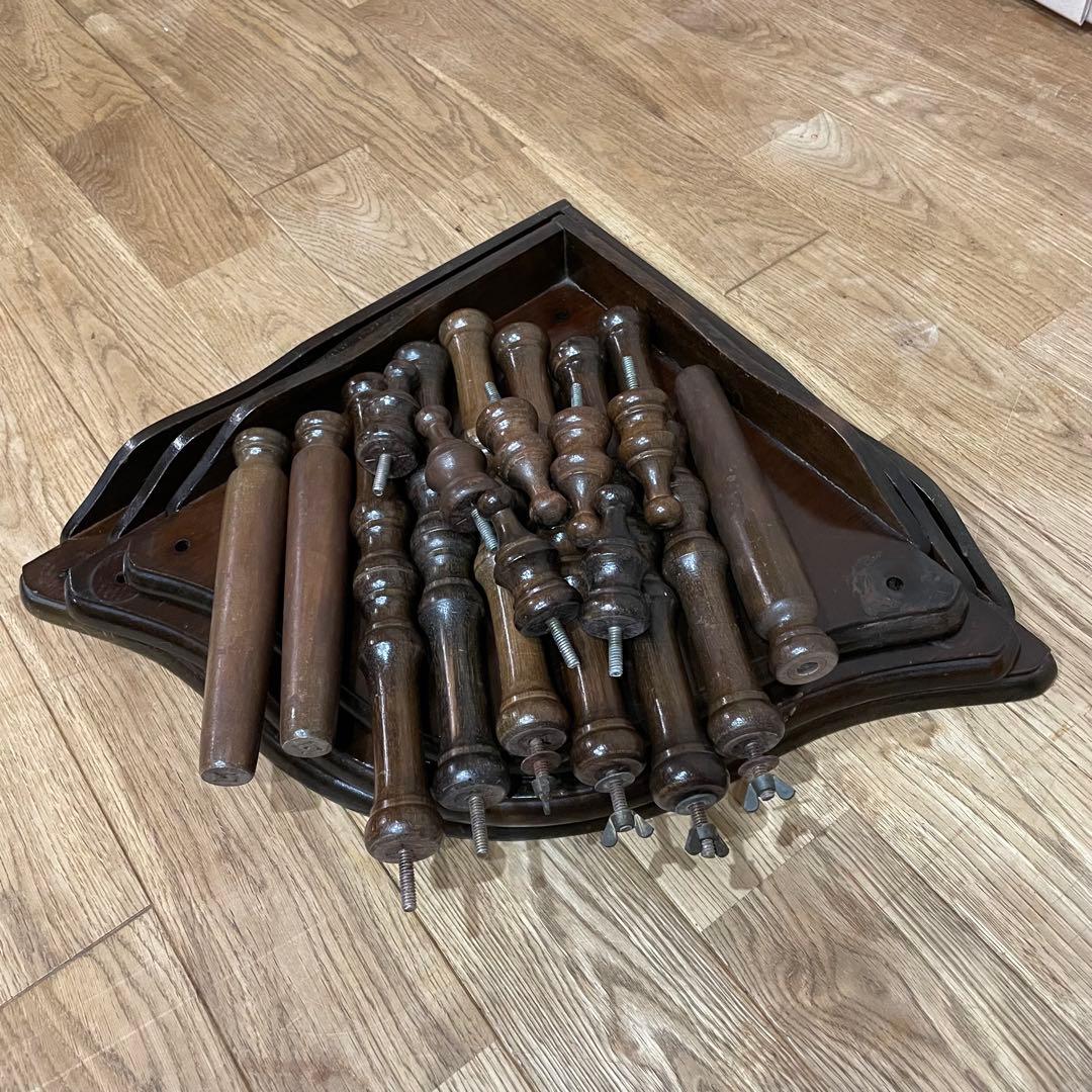 【レア】アンティーク　木製　コーナーラック　飾り棚　ビンテージ　収納　3段