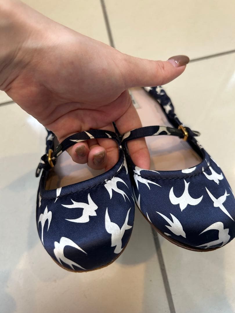 miu miu サテン フラットシューズ メリージェーン