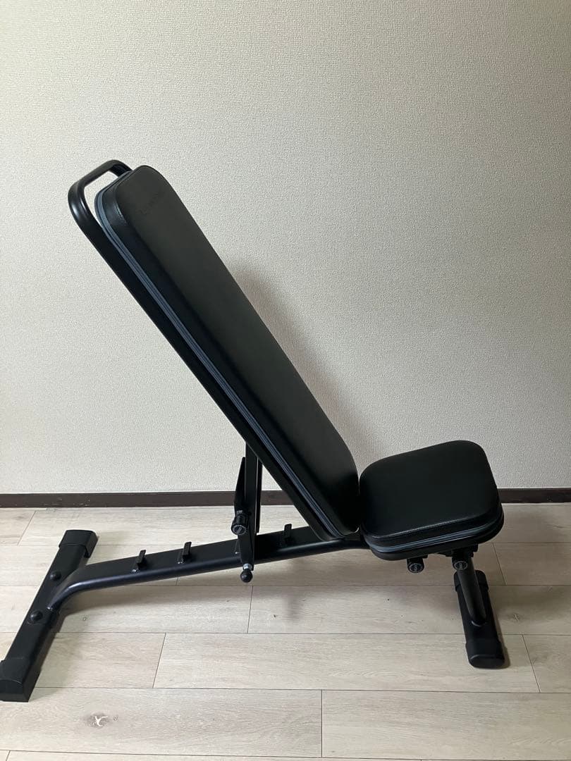 さ*ぐ様 調整可能なトレーニングベンチ 黒