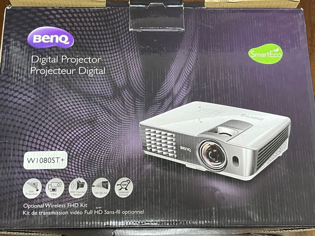 BenQ W1080ST プロジェクター 本体
