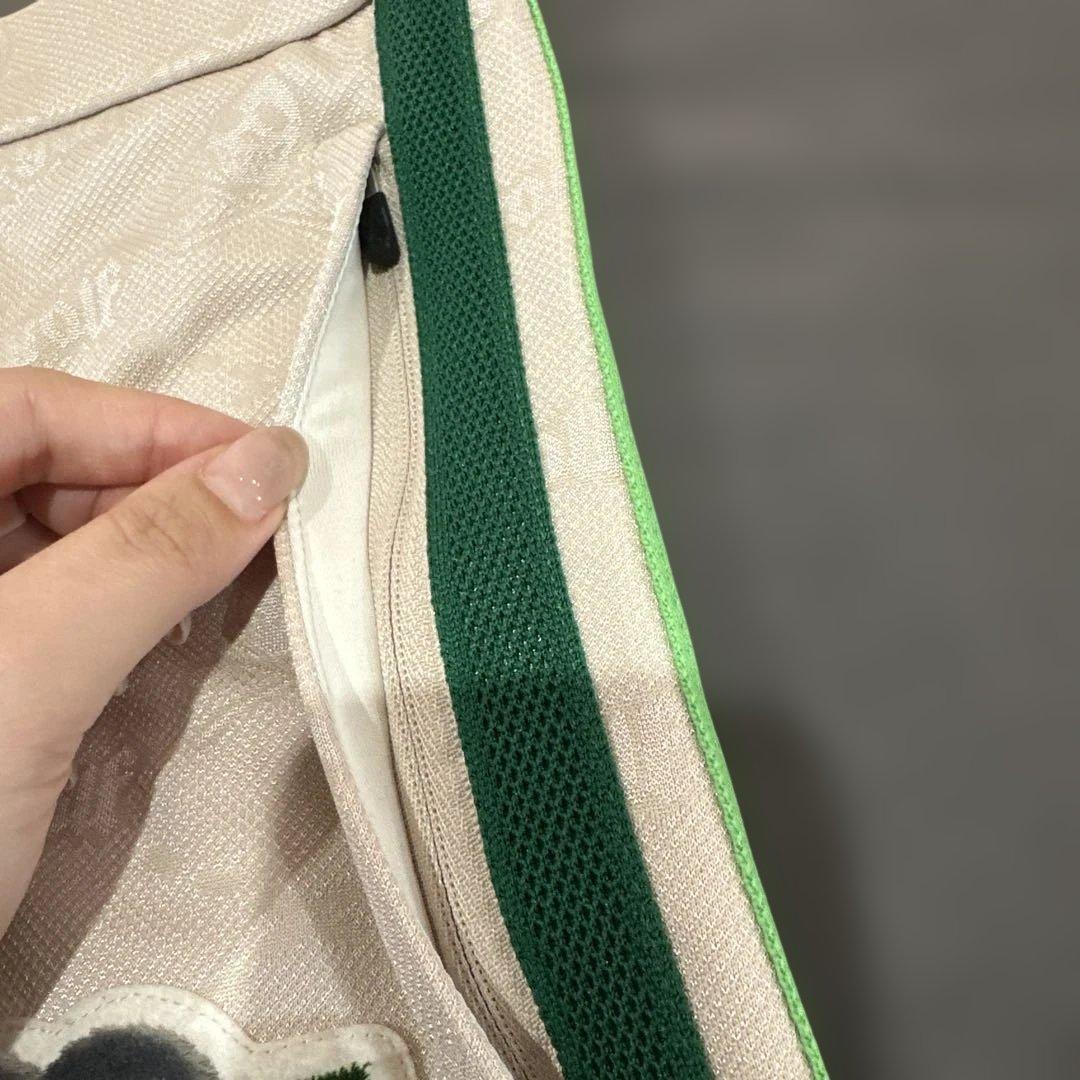 ✴︎美品✴︎ MARK&LONA ゴルフパンツ　ボトムス　グリーン　ライン　48 L