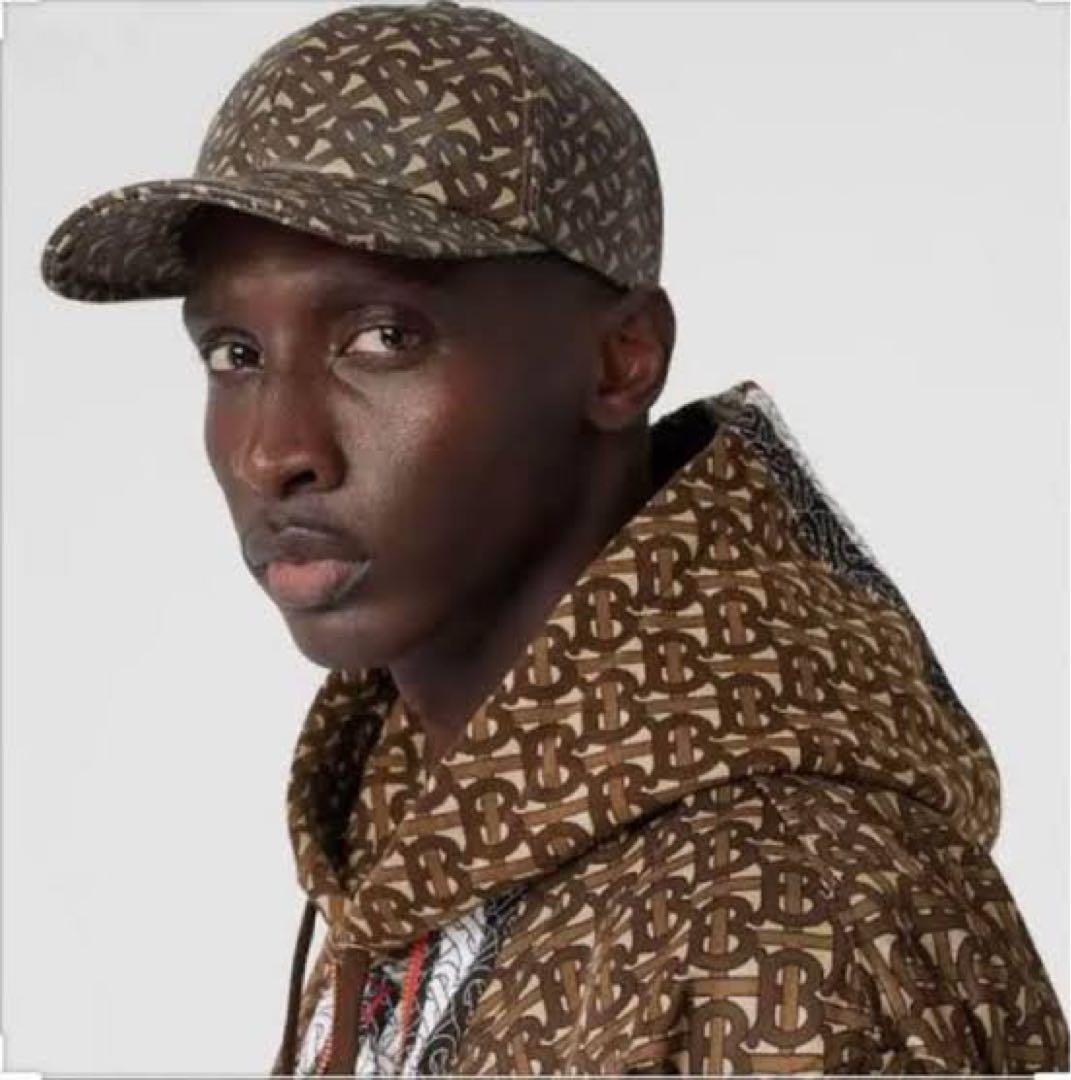 バーバリー モノグラムプリント ベースボールキャ ップ