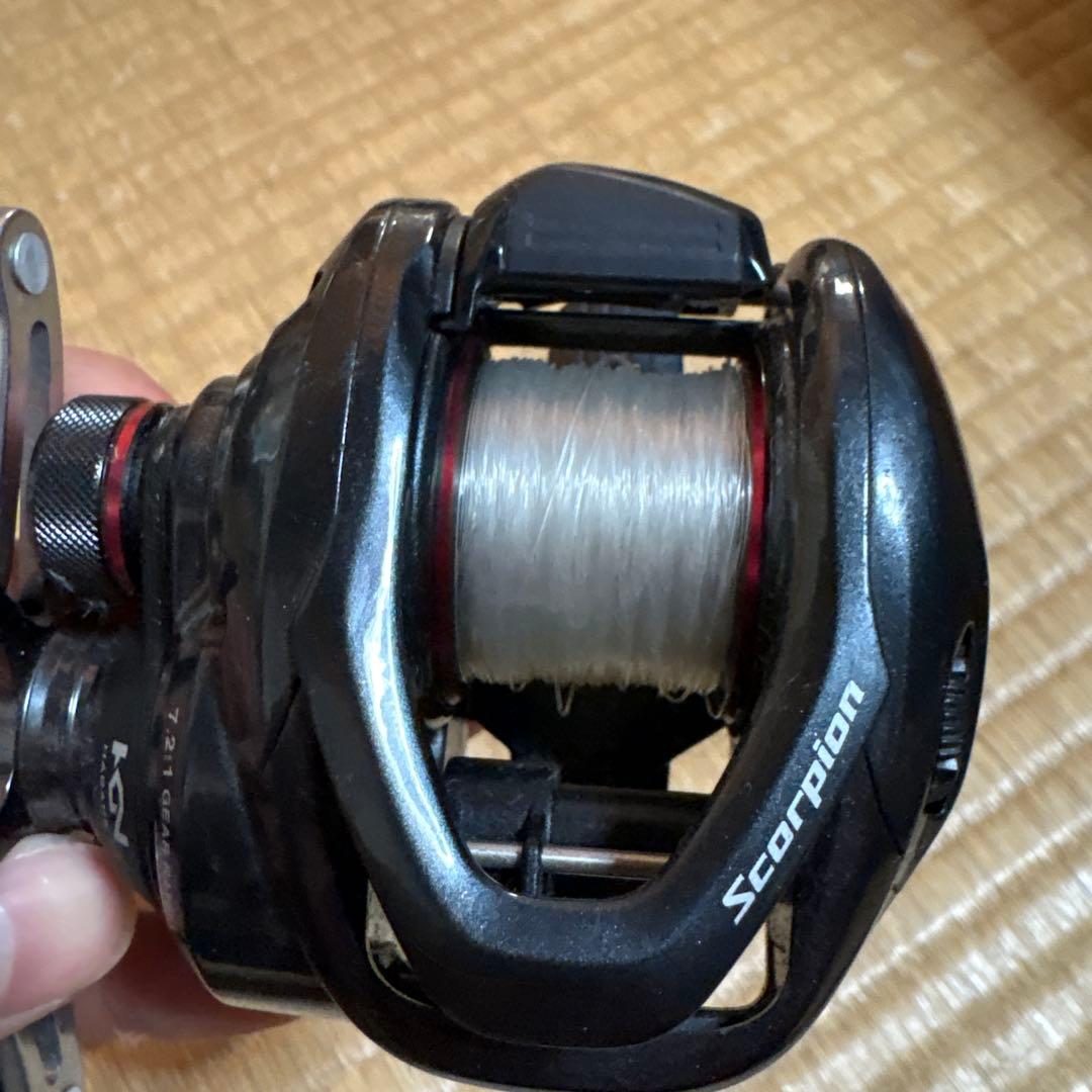 《美品》シマノ(SHIMANO) ベイトリール 16 スコーピオン