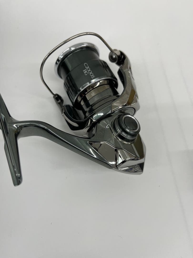 極美品 シマノ 22ステラ c2000shg おまけ付き