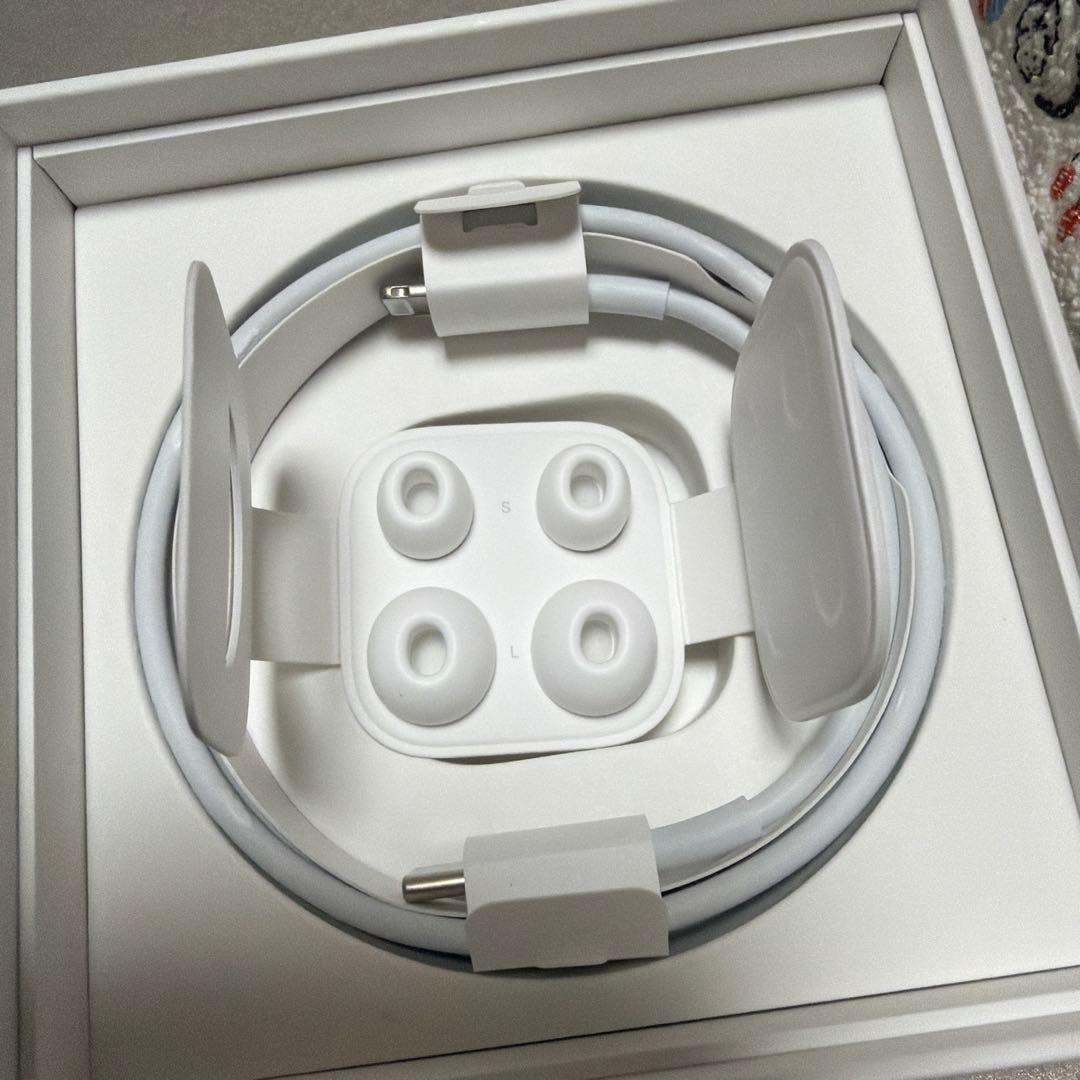 本日限りお値下げ中☆AirPods Pro 充電ケース付き