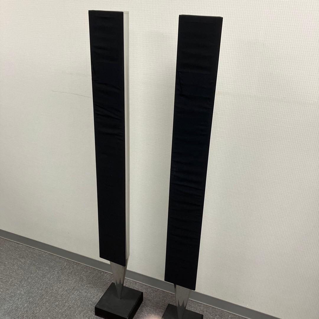 Bang&Olufsenフルアクティブコラム型スピーカ ーBeolab8000
