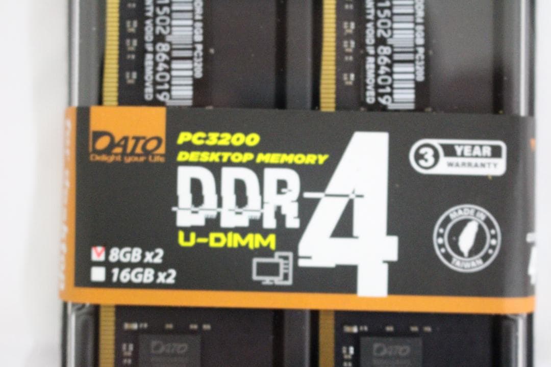 【新品未開封】DATO DDR4-3200 16GB 8GBx2枚 ①