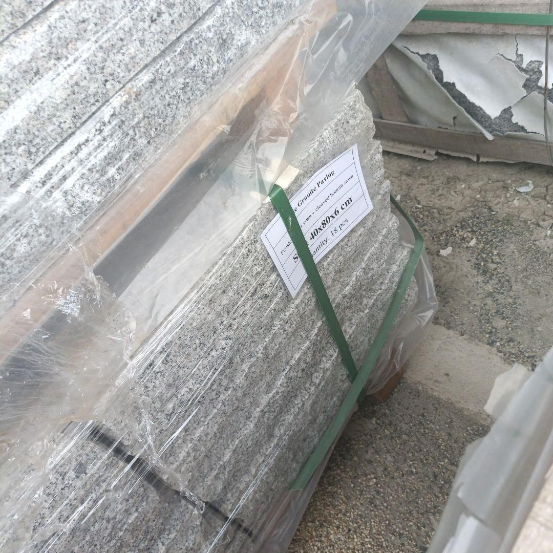 ベトナム産白敷石五面のみぎり仕上げ 400✕800✕60ミリ54枚セット