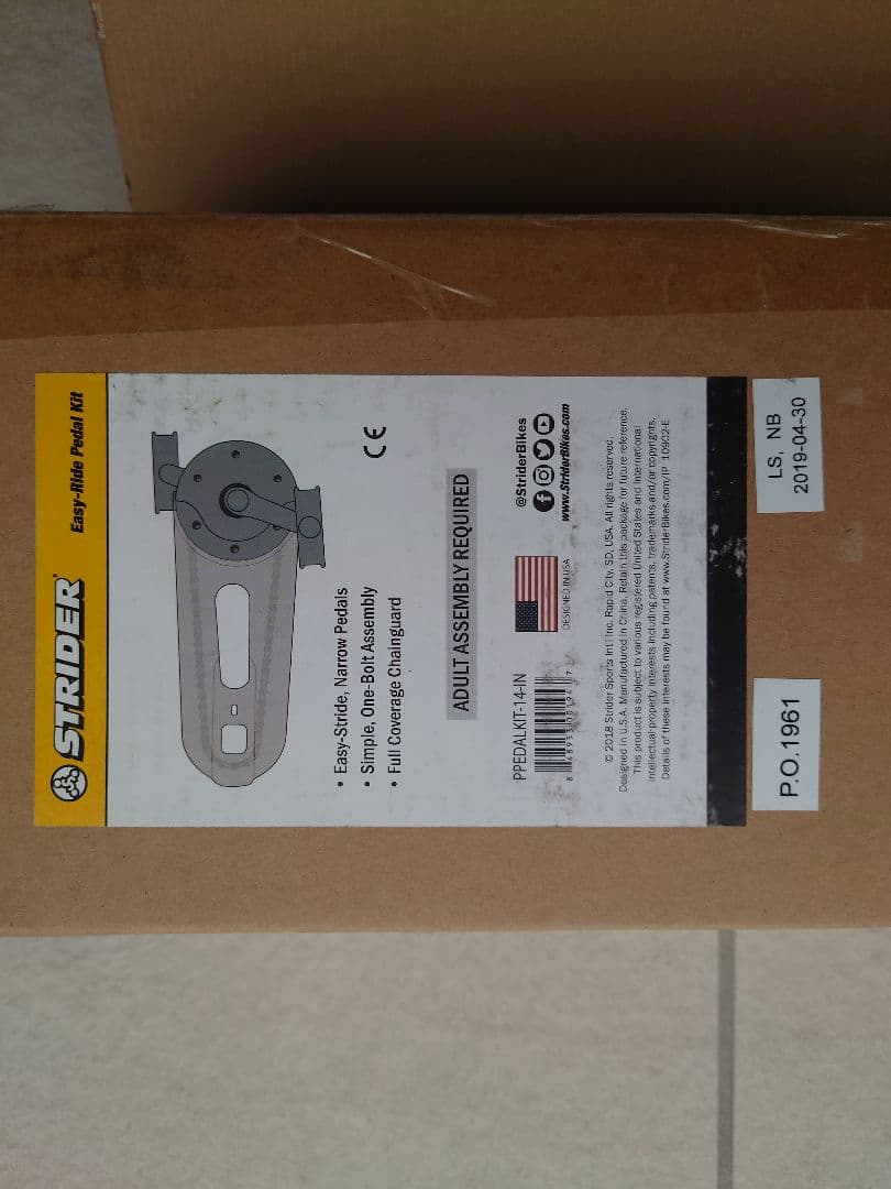 STRIDER 14x ピンク バランスバイク　サイドスタンド付