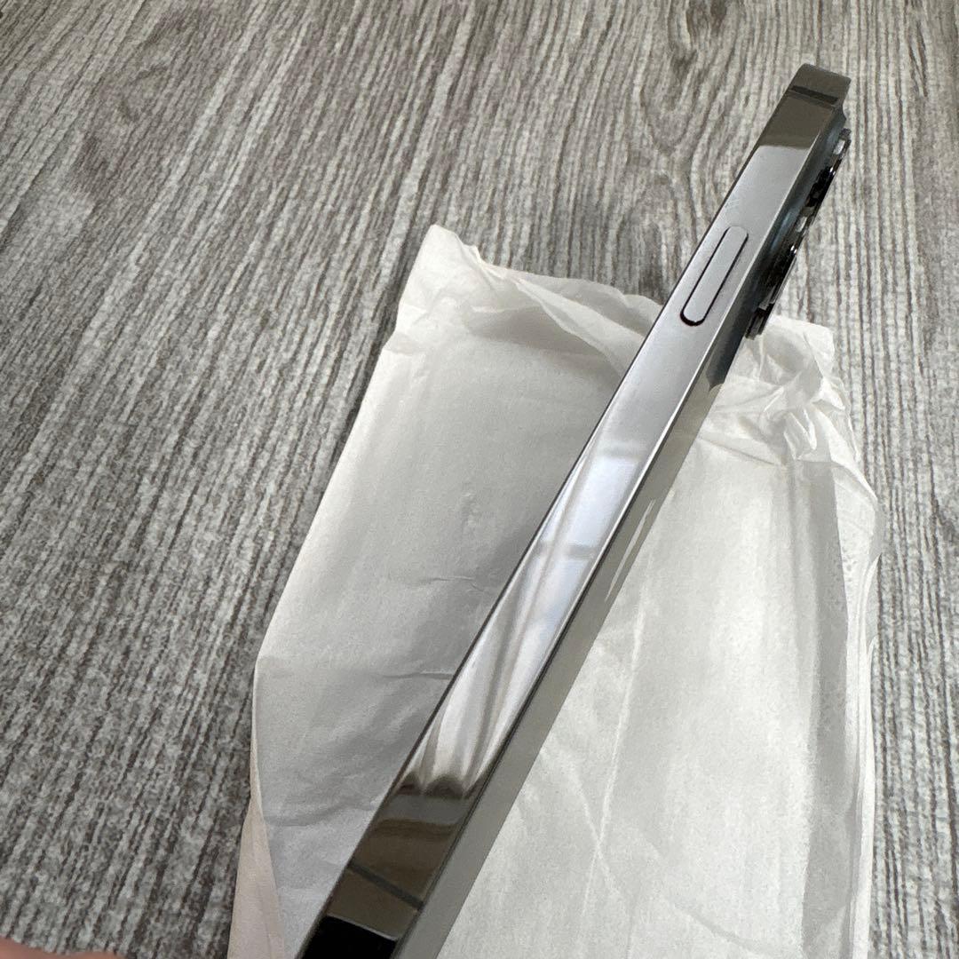 Apple iPhone 13 Pro グラファイト　128GB SIMフリー