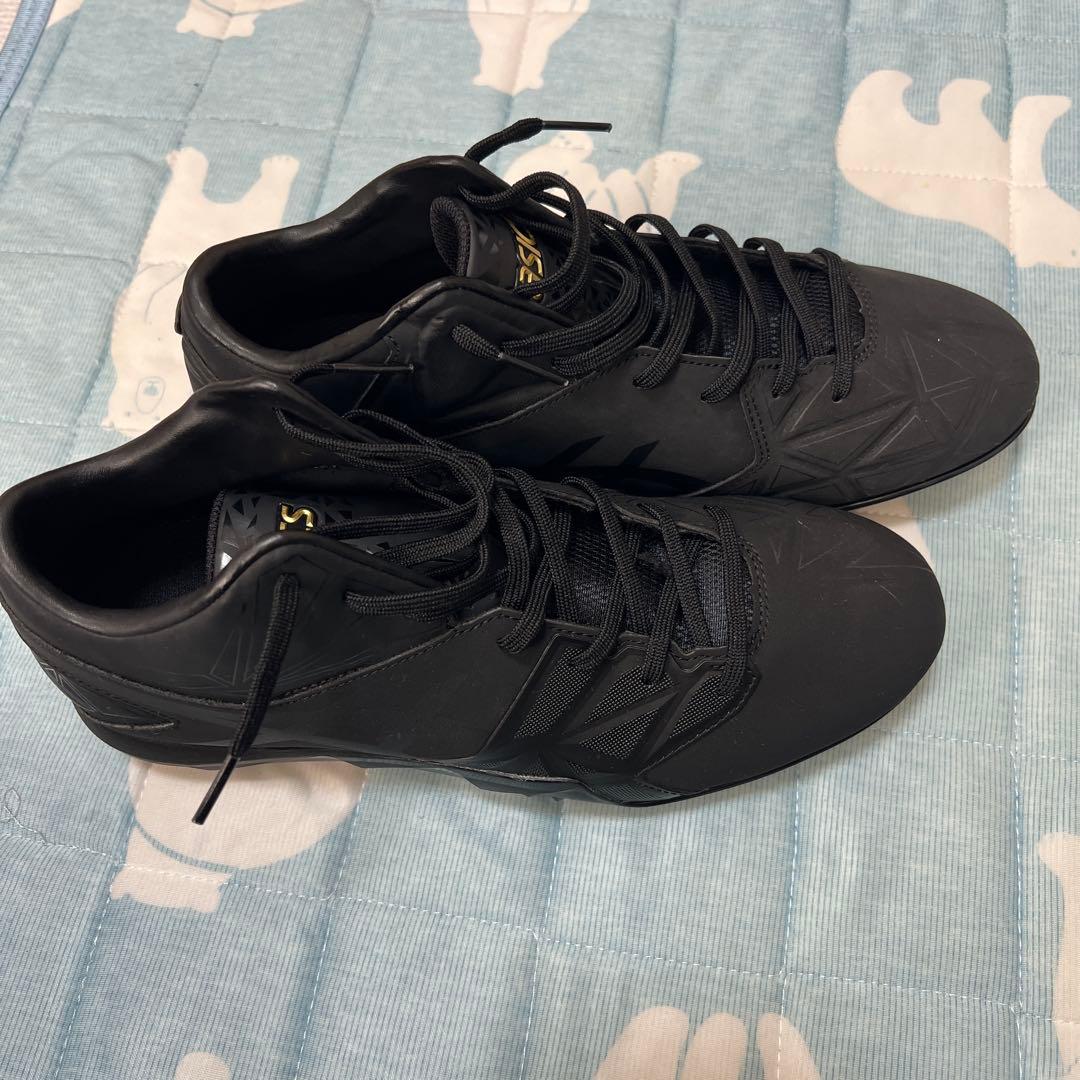 ま*す様 ASICS ブラック スパイクシューズ