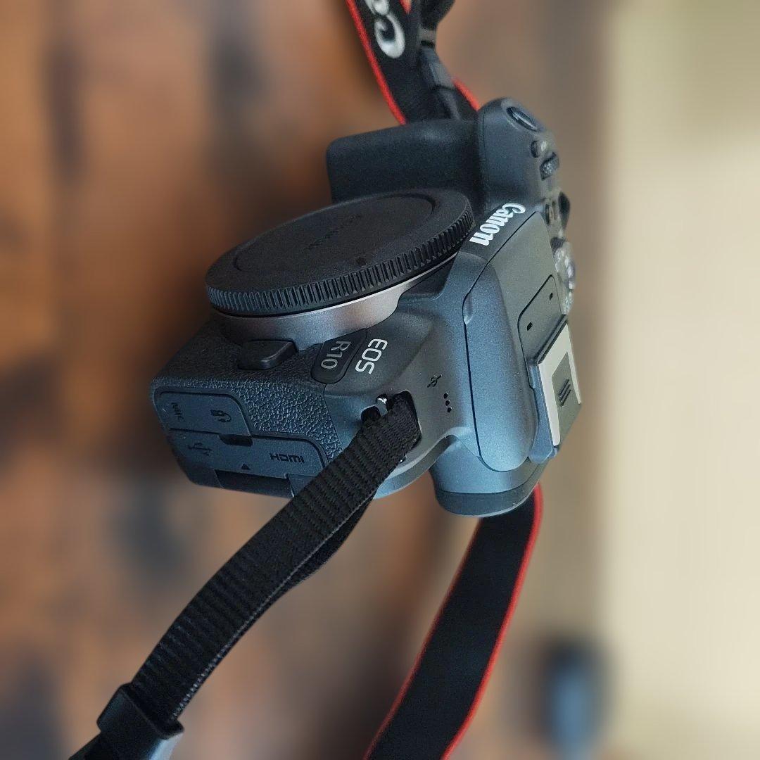 Canon　EOS R10 レンズキット