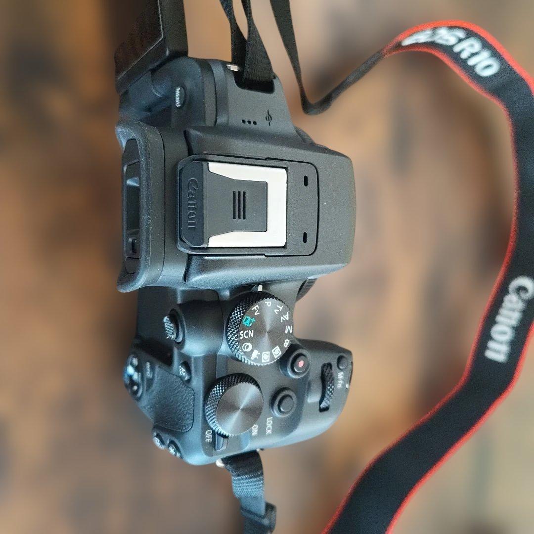 Canon　EOS R10 レンズキット