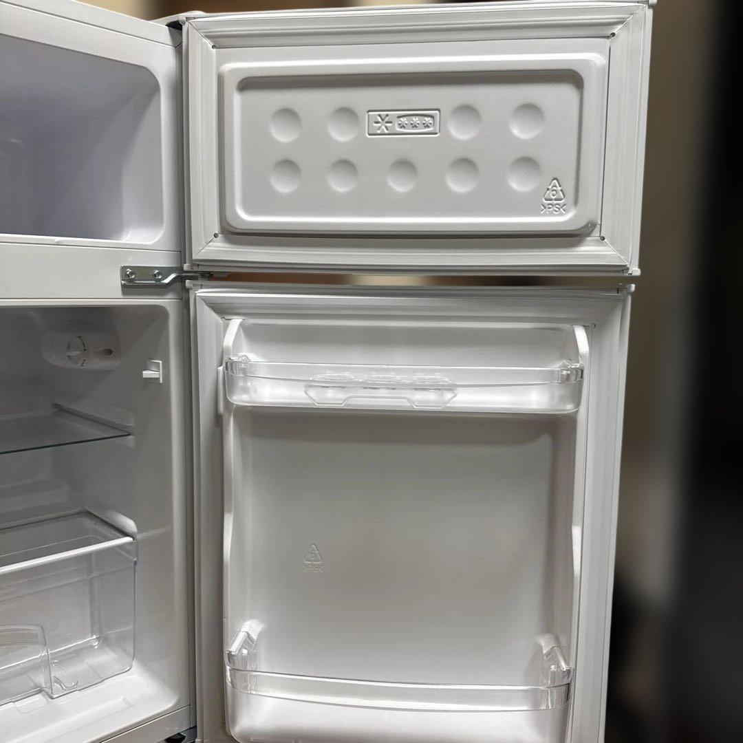 ELSONIC 2024年製 冷蔵庫 2ドア/右開き/85L