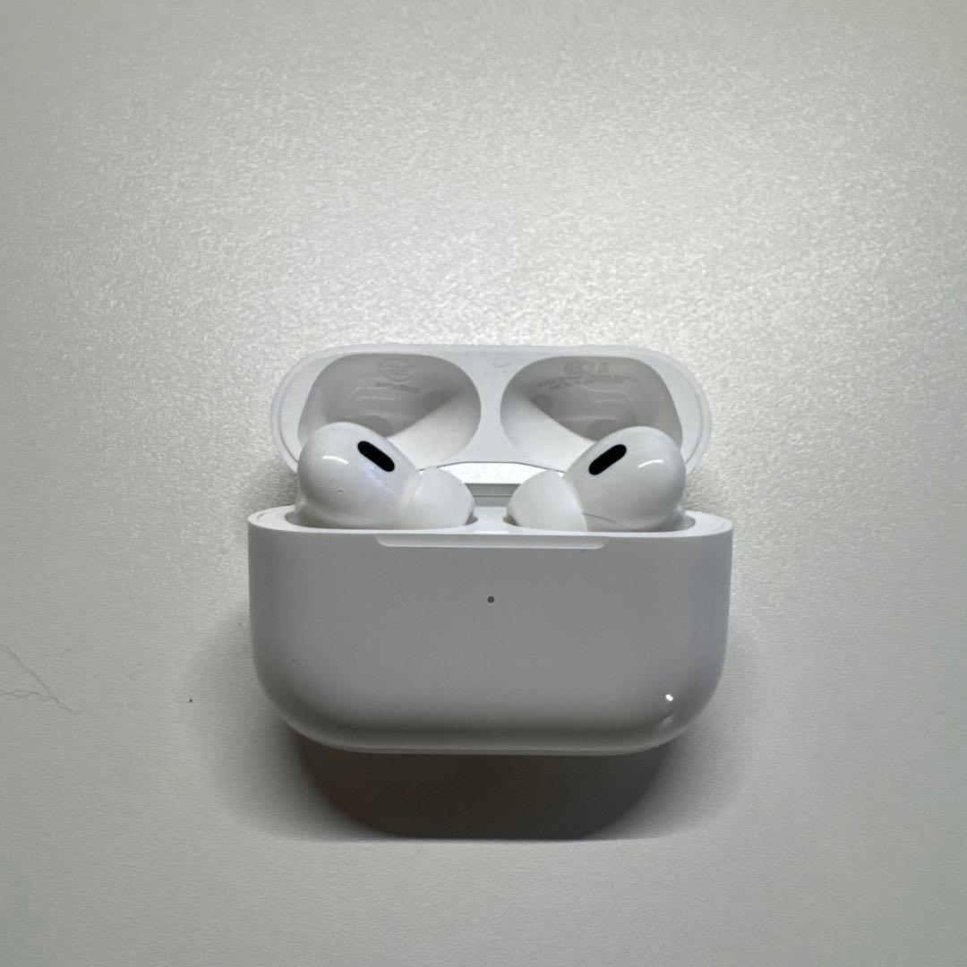 AirPods Pro 第2世代【Lightning】