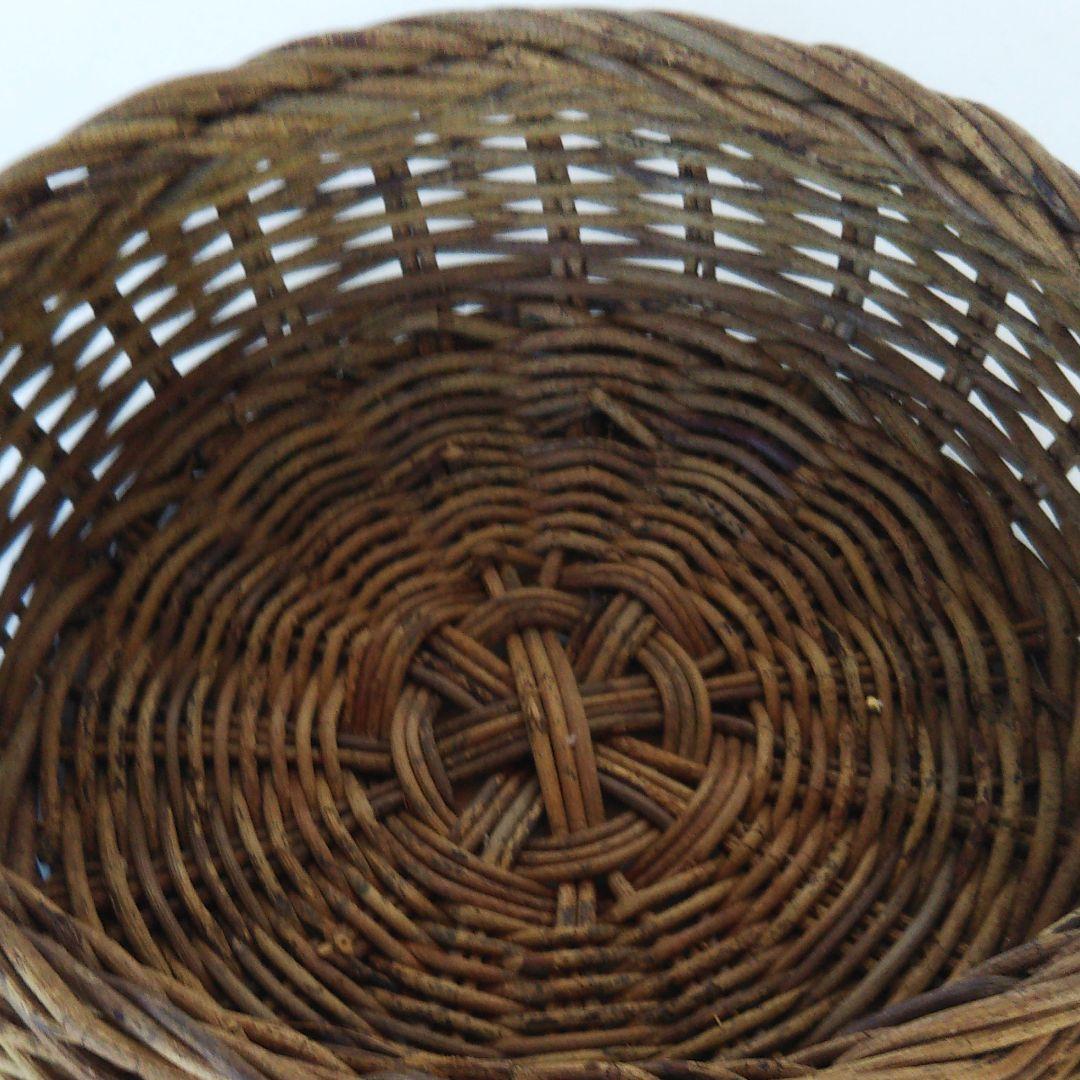 アケビの蔓(つる)  篭   バスケット