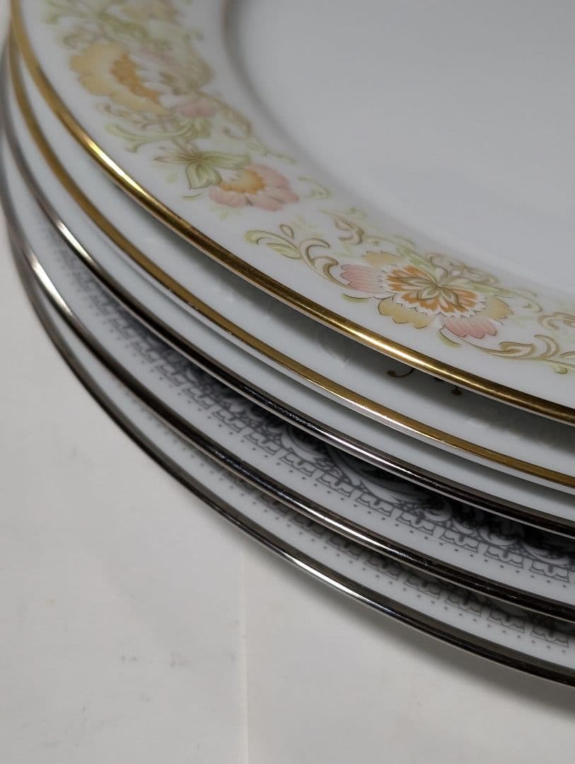 （Z!!）ノリタケ　花柄とゴールドのディナープレート5枚セット