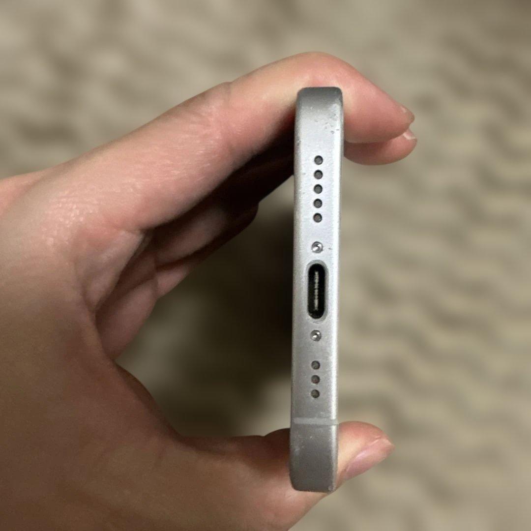 iPhone16 128GB SIMフリー ホワイト 香港版