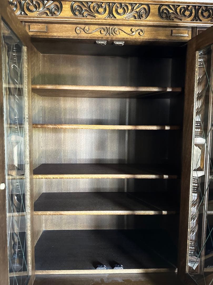 木雕リ　食器棚