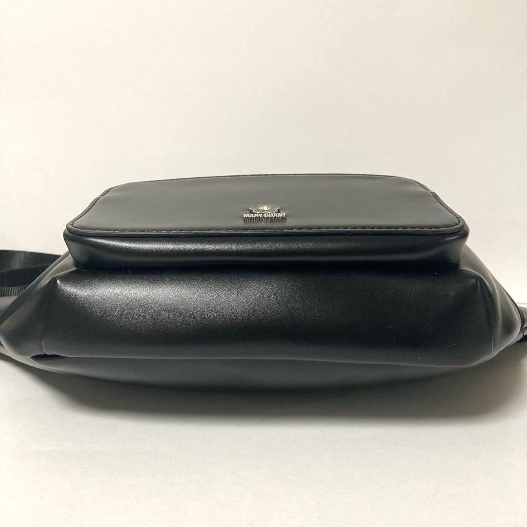 未使用級❗️ マリークワント　エポビジューデイジーボディバッグ　ブラック　黒