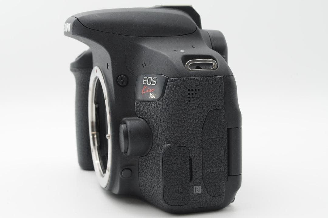 ★ほぼ新品★新春初売りSALE★ Canon EOS Kiss x9i ダブル