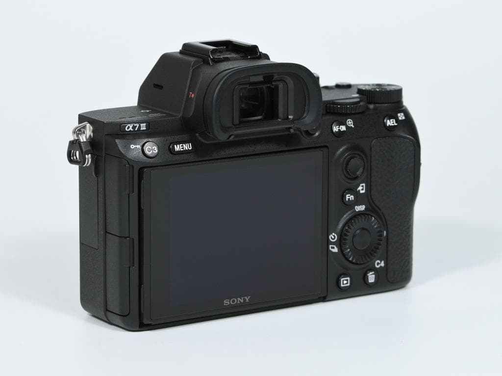 【美品】 SONY α7 III ILCE-7M3 ボディ《SC数4601》