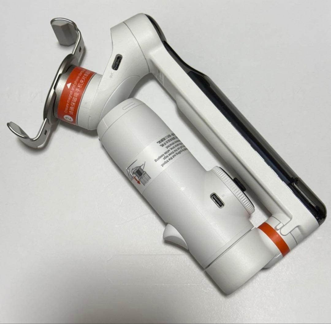 [美品]Insta360 Flow AIスマートフォンスタビライザー