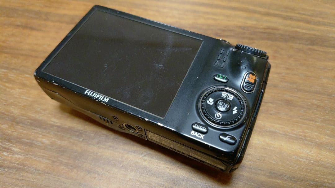FUJIFILM FINEPIX F300EXR ブラック　充電器付き　コンデジ