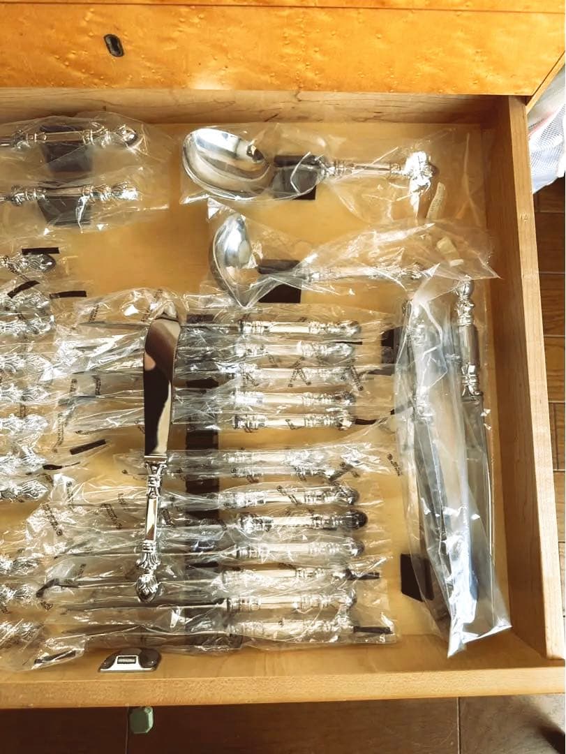 Gourmet-Silber カトラリー収納 サイドテーブル&銀食器セット