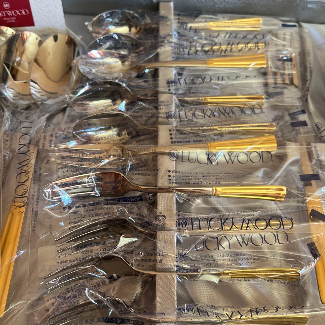 LUCKY WOOD カトラリーセット 25本