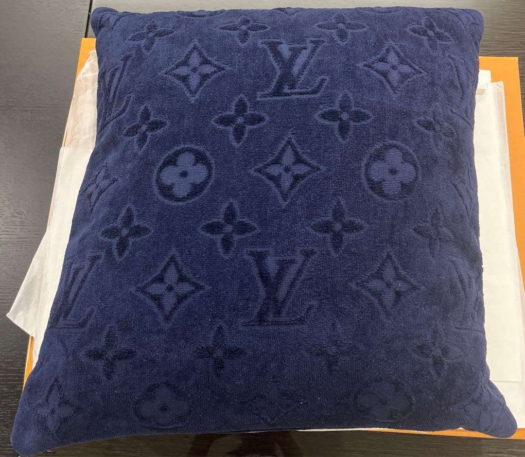 ルイヴィトン クッション・LV バケーション ブルーマリーヌ