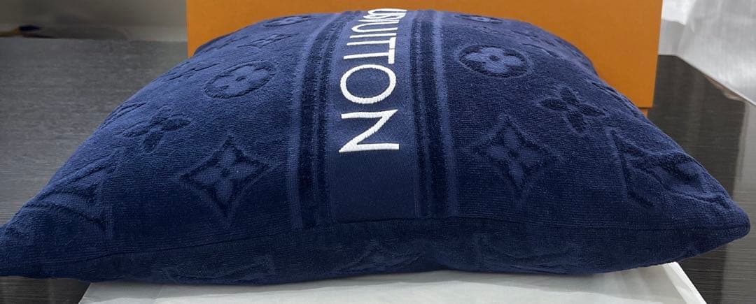 ルイヴィトン クッション・LV バケーション ブルーマリーヌ