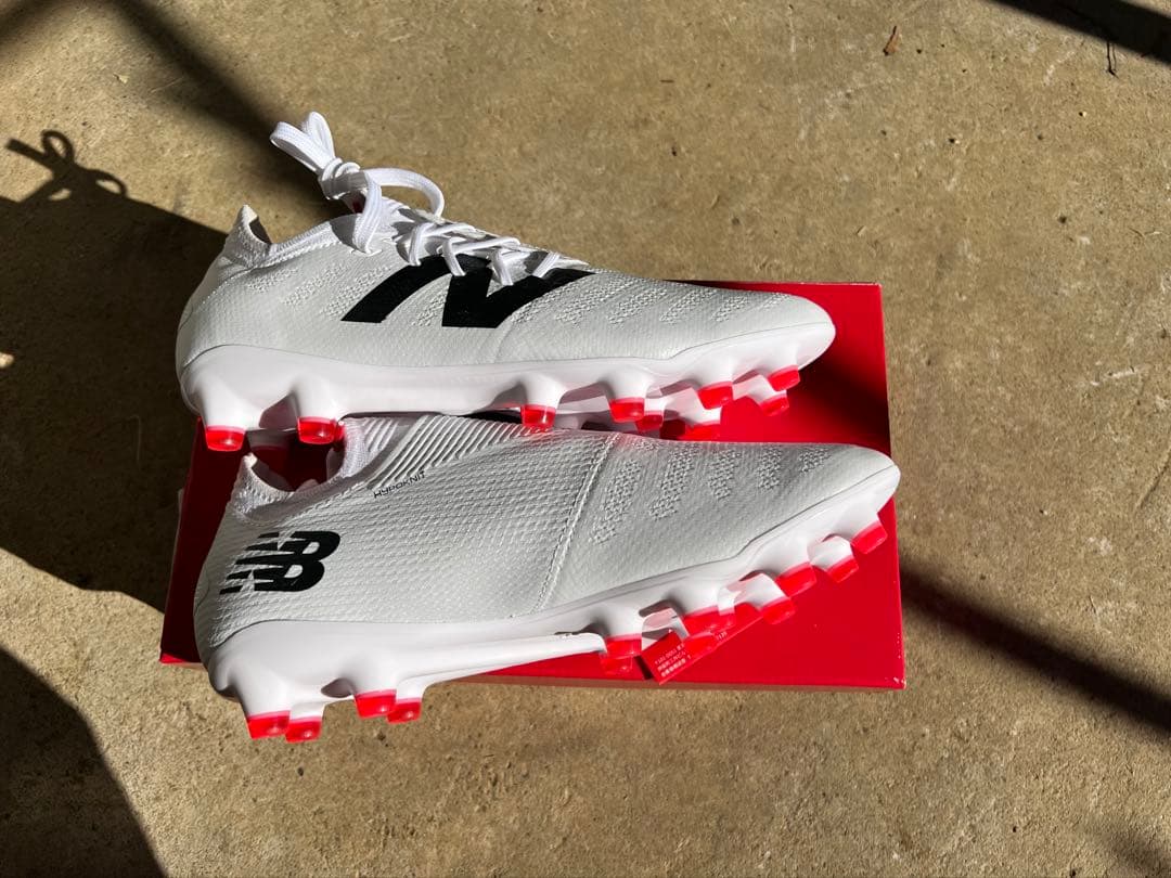 New Balance Furon v7+ Pro HG（2Eモデル)①