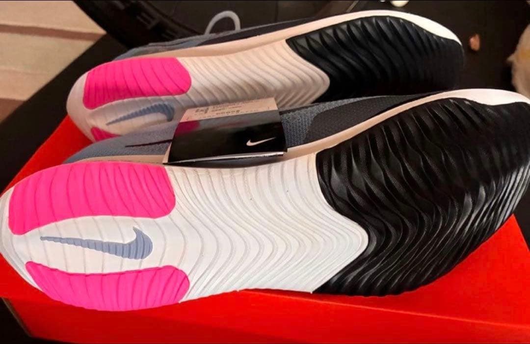 ナイキ ストリークフライ NIKE Streakfly 27.5㎝