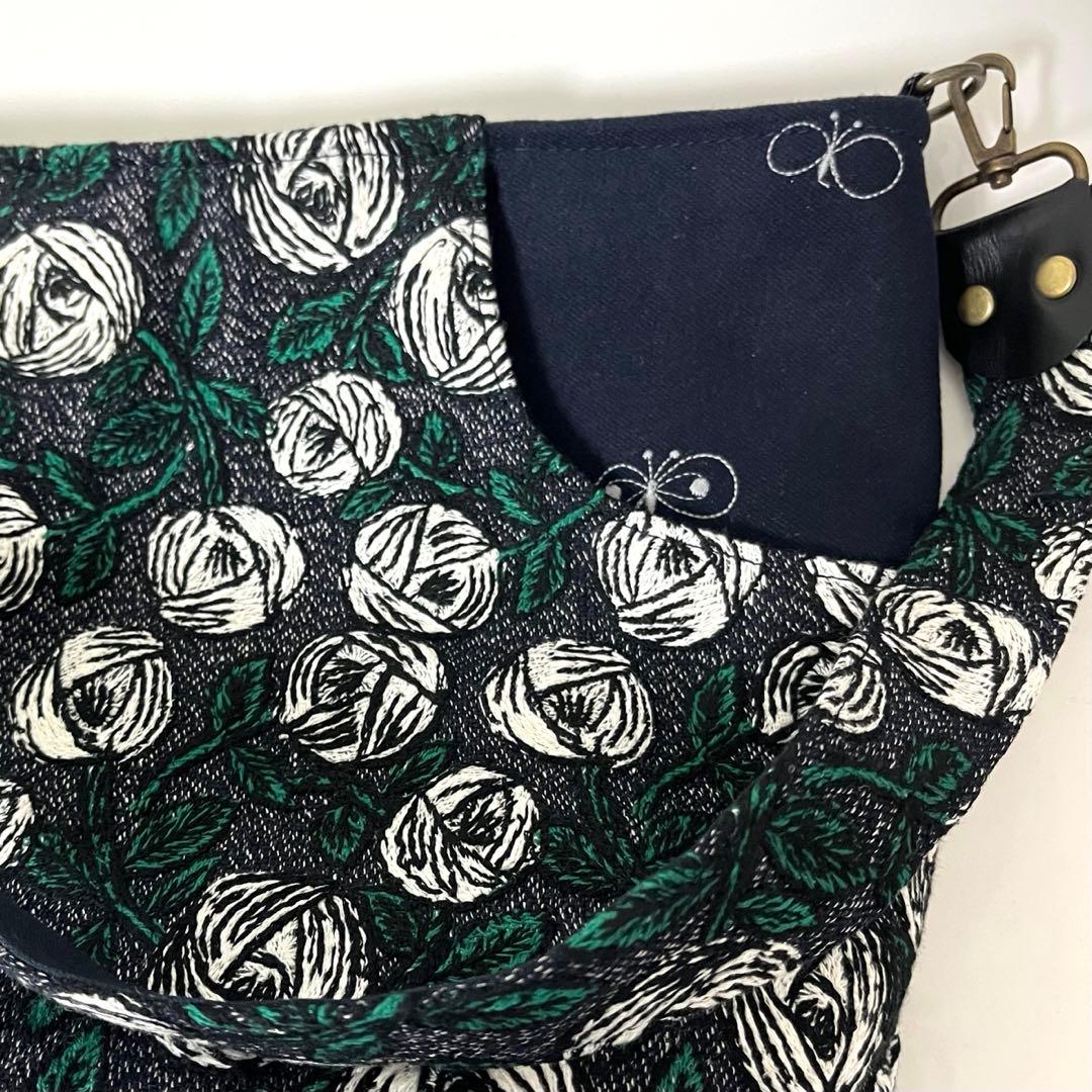 ミナペルホネン　ハンドメイドバッグ　楕円底ショルダーバッグ